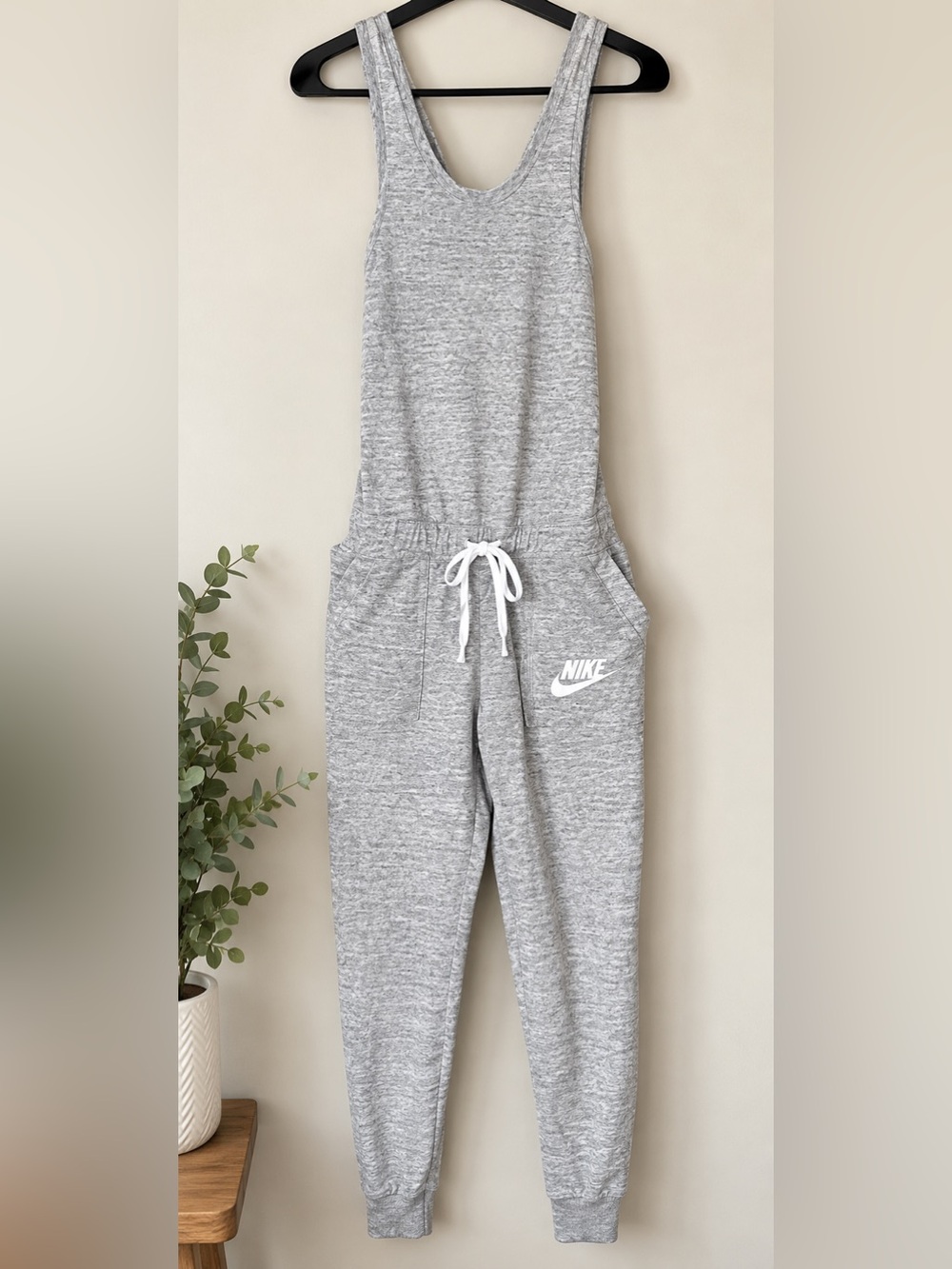 Nike Women’s Gray Heather Criss Cross Back Jumpsuit Athleisure XS